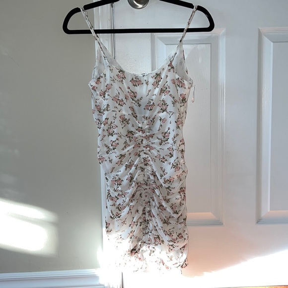 Fashion Nova “mimosa please floral mini dress” - Picture 3 of 5